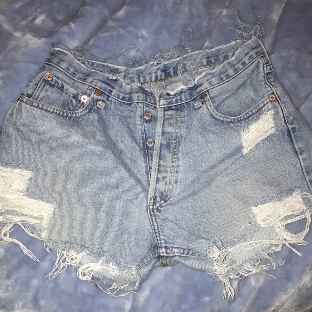✨LEVI SHORTS DISTRESSED✨ URBAN RENEWAL ✨